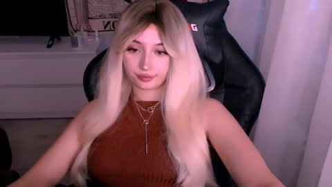 Snapshot of sweeet_baby0 chatting on October 22, 2025, 1:06 am Kate online show from October 22, 2025, 1:06 am