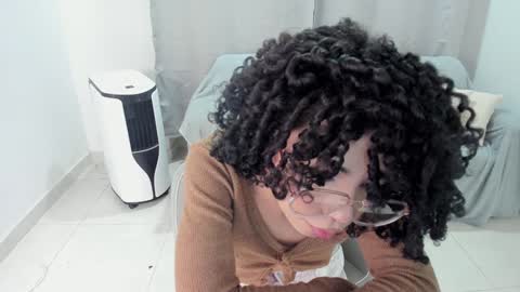 Anie online show from February 1, 2025, 4:35 am