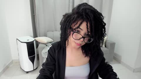 Anie online show from February 5, 2025, 2:40 am