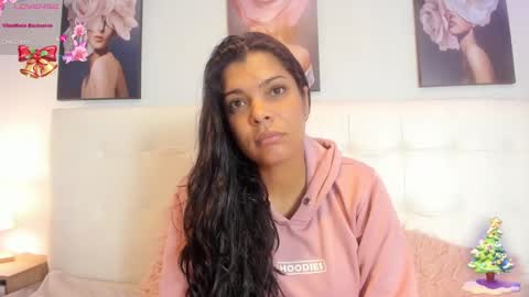 Snapshot of sweet_dreamses chatting on December 29, 2024, 3:24 pm Kendra online show from December 29, 2024, 3:24 pm