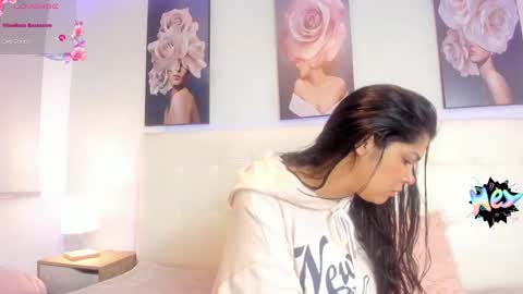 Snapshot of sweet_dreamses chatting on February 3, 2025, 12:25 pm Kendra online show from February 3, 2025, 12:25 pm