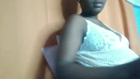 Snapshot of sweet_jamiie chatting on October 21, 2025, 2:34 am jay online show from October 21, 2025, 2:34 am