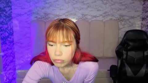 Snapshot of sweet_kitty_v chatting on November 7, 2025, 2:06 pm Hi Stream 800 to 1400 online show from November 7, 2025, 2:06 pm