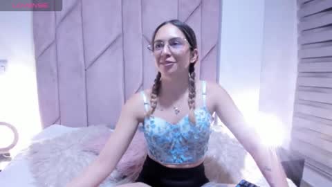 Melody online show from October 10, 2025, 1:37 am
