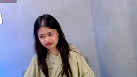 Snapshot of sweet_sirenxx chatting on February 1, 2025, 8:18 am Leah online show from February 1, 2025, 8:18 am