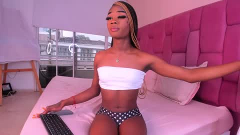 Snapshot of sweet_stacie chatting on February 5, 2025, 2:05 pm sweet_stacie online show from February 5, 2025, 2:05 pm