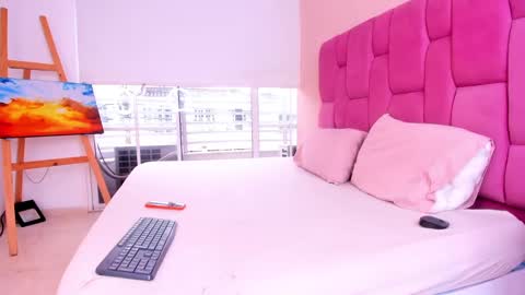 Snapshot of sweet_stacie chatting on February 26, 2025, 2:25 pm sweet_stacie online show from February 26, 2025, 2:25 pm