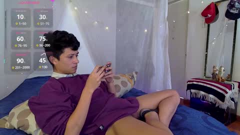 Snapshot of sweetc4meron chatting on February 8, 2025, 6:01 pm Cameron Alejandro online show from February 8, 2025, 6:01 pm