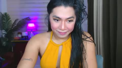 Snapshot of sweetfantasyxx chatting on October 27, 2025, 5:22 am Aki online show from October 27, 2025, 5:22 am