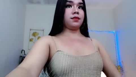 May online show from September 26, 2025, 9:19 pm