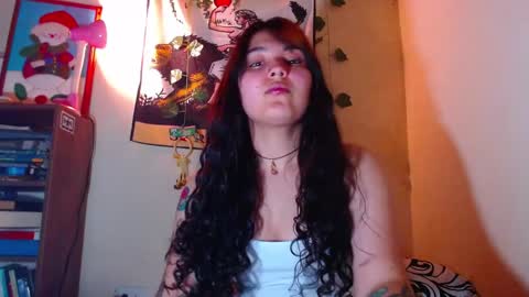 Snapshot of sweetie_maryy chatting on December 14, 2024, 3:29 am Maria my insta sweetie maryy online show from December 14, 2024, 3:29 am