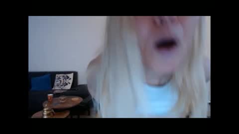 Snapshot of sweetjuice1980 chatting on December 7, 2024, 10:12 am Sweetjuice online show from December 7, 2024, 10:12 am