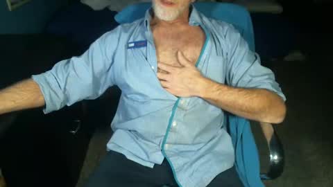 Snapshot of sweetman4a chatting on October 26, 2025, 11:49 am Michael online show from October 26, 2025, 11:49 am