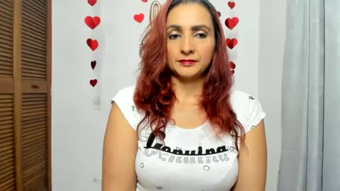 Snapshot of sweetsofia5 chatting on December 22, 2024, 12:39 am Sofia online show from December 22, 2024, 12:39 am