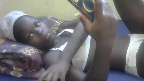 Snapshot of sweetvallerie chatting on February 27, 2025, 7:34 am sweetvallerie online show from February 27, 2025, 7:34 am