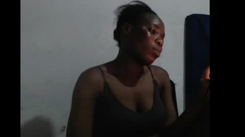Snapshot of sweetxxpie chatting on November 2, 2025, 5:15 pm Sweetxxpie online show from November 2, 2025, 5:15 pm