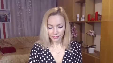 Snapshot of sweety_friend chatting on December 6, 2024, 8:51 pm Sweety friend online show from December 6, 2024, 8:51 pm