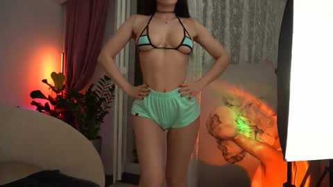 Snapshot of sweety_rinushka_ chatting on January 28, 2025, 4:19 pm Katerina online show from January 28, 2025, 4:19 pm