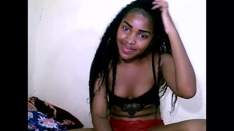 sylviasexy27 online show from January 1, 2025, 10:46 pm