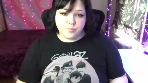 Goddess Flame online show from December 3, 2024, 4:28 pm