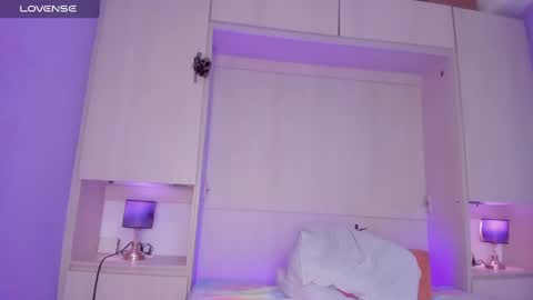 Snapshot of t4mmy_ chatting on December 17, 2024, 1:27 pm t4mmy_ online show from December 17, 2024, 1:27 pm