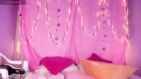 Snapshot of t4mmy_ chatting on February 12, 2025, 5:05 am t4mmy_ online show from February 12, 2025, 5:05 am