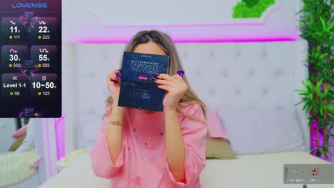 Snapshot of taahiraarabian chatting on December 12, 2024, 4:32 pm Arianna online show from December 12, 2024, 4:32 pm