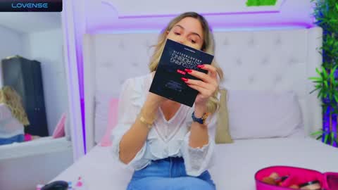 Snapshot of taahiraarabian chatting on December 21, 2024, 1:53 pm Arianna online show from December 21, 2024, 1:53 pm