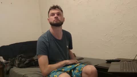 Snapshot of talenjames chatting on October 15, 2025, 9:48 pm Talen James online show from October 15, 2025, 9:48 pm