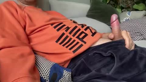 Snapshot of talkinjazz chatting on September 27, 2025, 8:19 am talkinjazz online show from September 27, 2025, 8:19 am