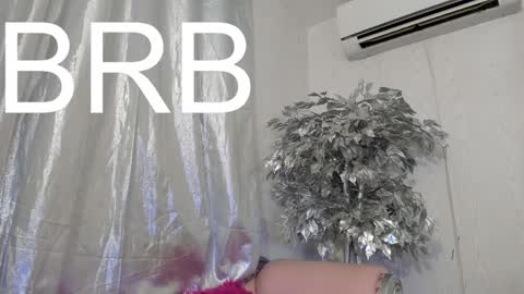 Snapshot of tamyeliot chatting on December 17, 2024, 6:56 am Tamy online show from December 17, 2024, 6:56 am