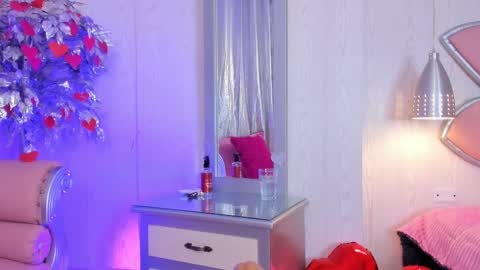 Snapshot of tamyeliot chatting on February 14, 2025, 1:02 am Tamy online show from February 14, 2025, 1:02 am