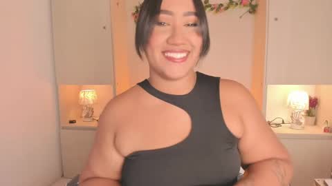 Snapshot of tarawiilson_ chatting on September 18, 2025, 4:36 am  T A R A  online show from September 18, 2025, 4:36 am