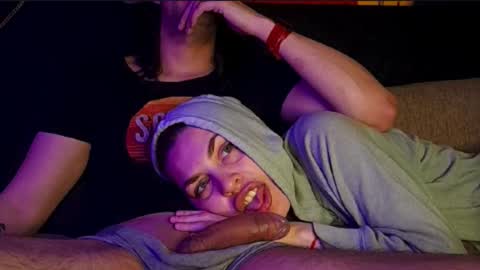 Snapshot of tarian_xxx chatting on November 8, 2025, 9:09 am T J online show from November 8, 2025, 9:09 am