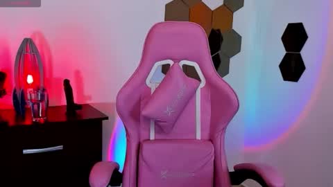 Snapshot of tastymeli8 chatting on September 27, 2025, 12:48 am Meli online show from September 27, 2025, 12:48 am