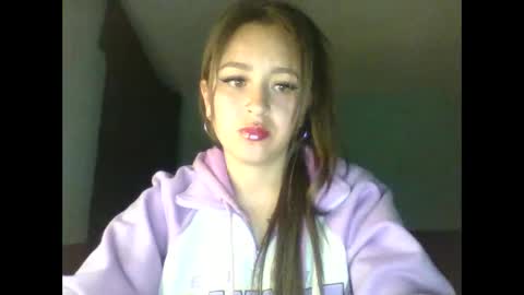 Tatti online show from October 15, 2025, 7:41 am