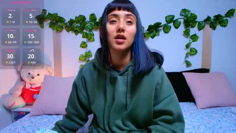Snapshot of tati_cardenas chatting on October 8, 2025, 4:32 am AME online show from October 8, 2025, 4:32 am