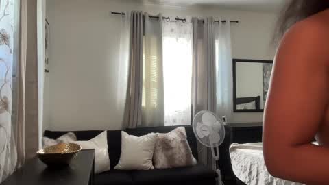 Snapshot of tatiannatease chatting on October 12, 2025, 8:41 pm Tatianna Marie online show from October 12, 2025, 8:41 pm