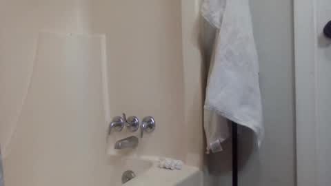 Snapshot of tattoo3333 chatting on February 5, 2025, 3:13 am tattoo3333 online show from February 5, 2025, 3:13 am