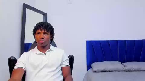 Snapshot of tau_montes chatting on September 25, 2025, 1:37 pm tau_montes online show from September 25, 2025, 1:37 pm