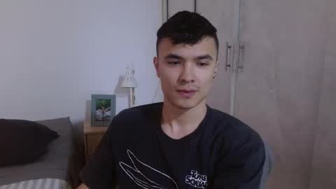 Snapshot of taurus4k chatting on December 8, 2024, 4:50 pm taurus4k online show from December 8, 2024, 4:50 pm