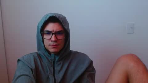 Snapshot of taurus4k chatting on March 2, 2025, 12:42 am taurus4k online show from March 2, 2025, 12:42 am