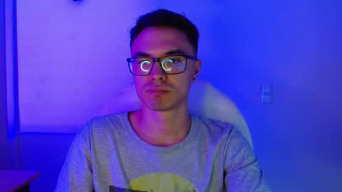 Snapshot of taurus4k chatting on November 7, 2025, 1:27 am taurus4k online show from November 7, 2025, 1:27 am