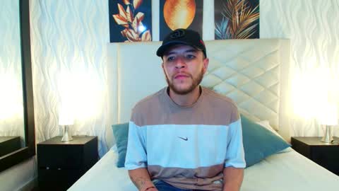 Snapshot of taylor_mason1 chatting on November 18, 2025, 10:36 pm Taylor online show from November 18, 2025, 10:36 pm