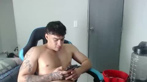 Snapshot of team23hot0 chatting on October 30, 2025, 2:24 am team23hot0 online show from October 30, 2025, 2:24 am