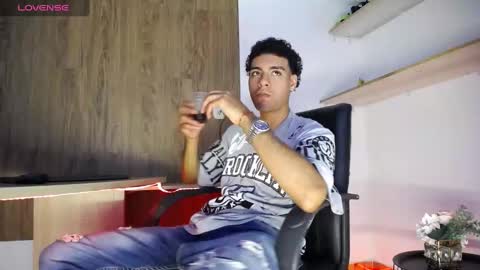 Snapshot of teamporn_18 chatting on December 26, 2024, 2:16 pm Danger online show from December 26, 2024, 2:16 pm