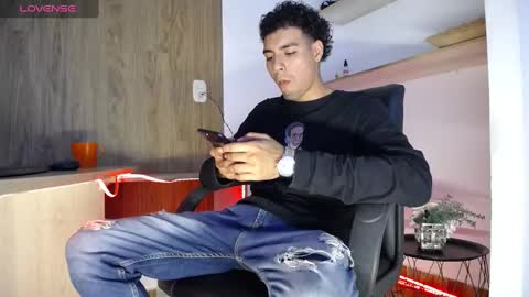 Snapshot of teamporn_18 chatting on December 30, 2024, 8:04 pm Danger online show from December 30, 2024, 8:04 pm