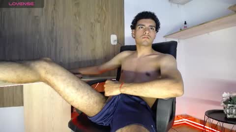 Snapshot of teamporn_18 chatting on December 30, 2024, 11:06 pm Danger online show from December 30, 2024, 11:06 pm