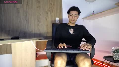 Snapshot of teamporn_18 chatting on December 31, 2024, 2:08 am Danger online show from December 31, 2024, 2:08 am