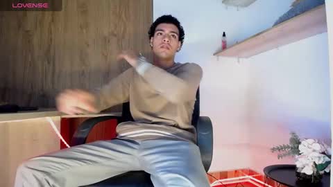 Snapshot of teamporn_18 chatting on January 7, 2025, 1:14 pm Danger online show from January 7, 2025, 1:14 pm